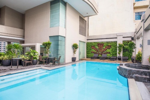 City Garden Hotel Makati image 11